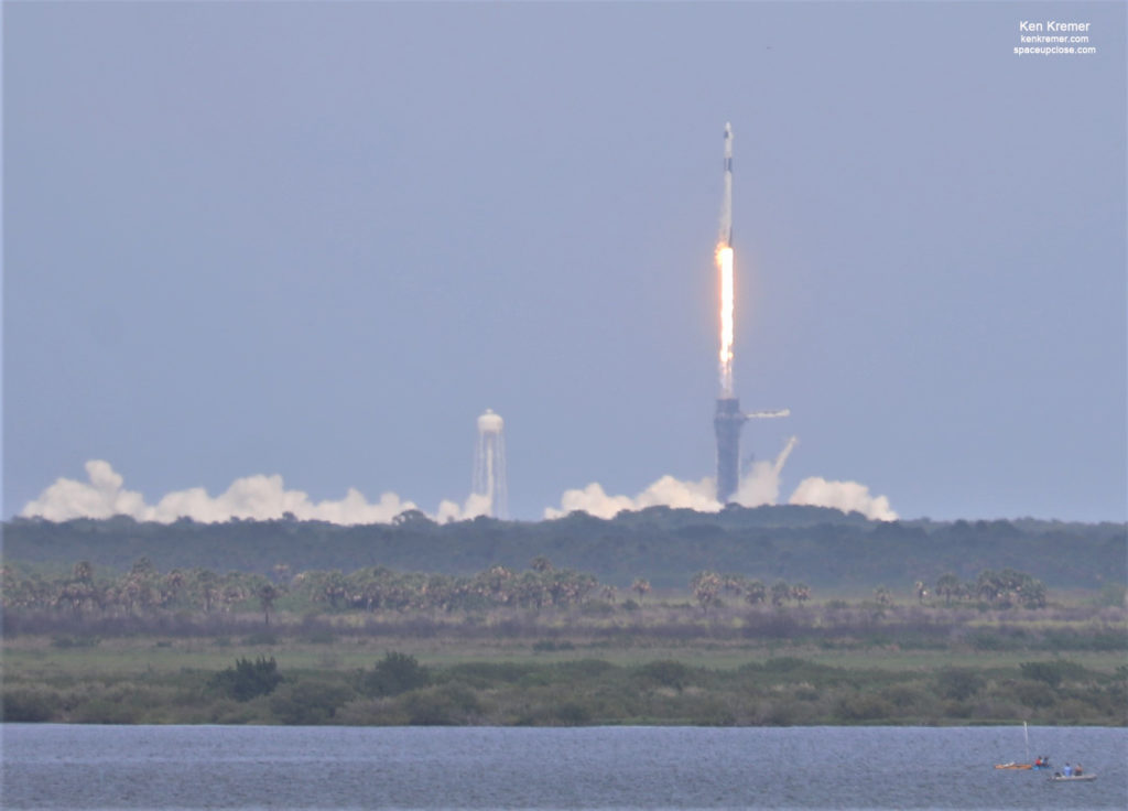 Nasa Astronauts Splash Down Safely On Historic St Spacex Crew Dragon