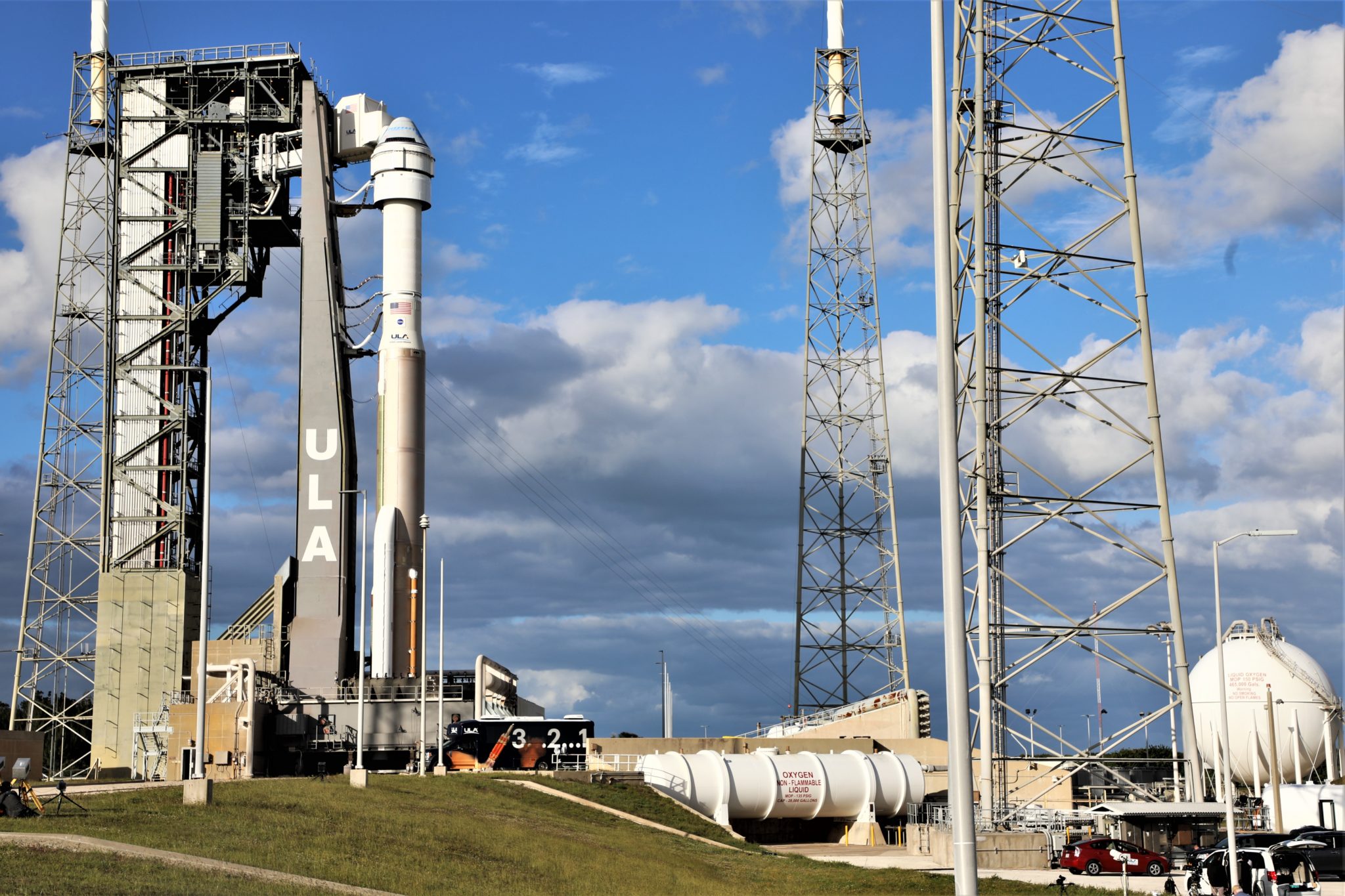 Countdown Begins for Historic 1st Boeing Commercial Starliner Atlas V ...