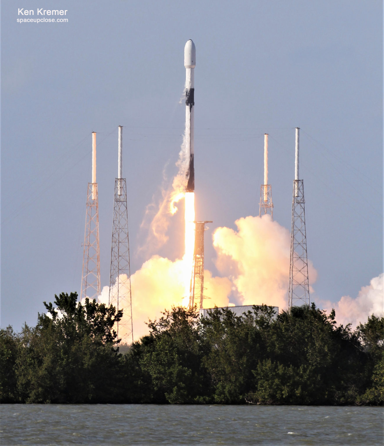 SpaceX Re-Launches Falcon 9 Booster In Record Setting 21 Day Turnaround ...